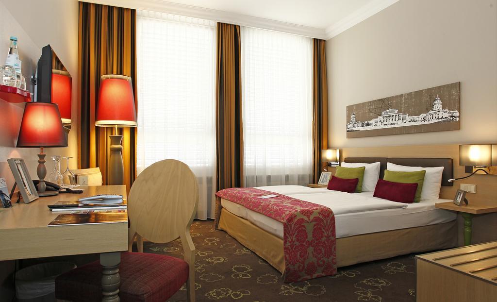 Hotel Gendarm Nouveau Берлин Экстерьер фото