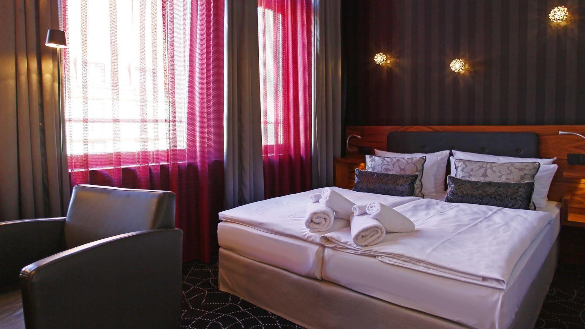 Hotel Gendarm Nouveau Берлин Экстерьер фото