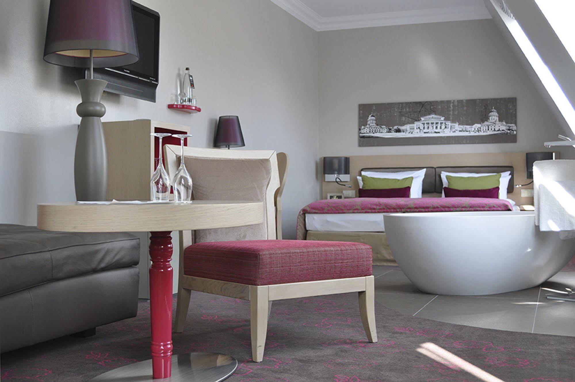 Hotel Gendarm Nouveau Берлин Экстерьер фото