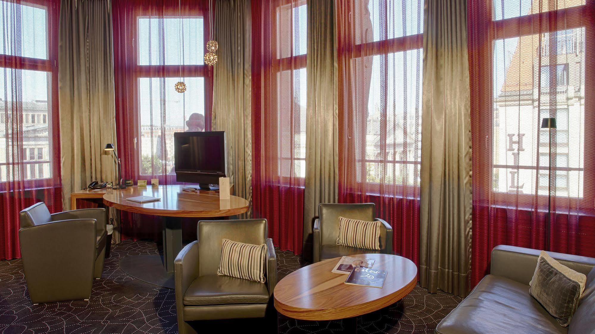 Hotel Gendarm Nouveau Берлин Экстерьер фото
